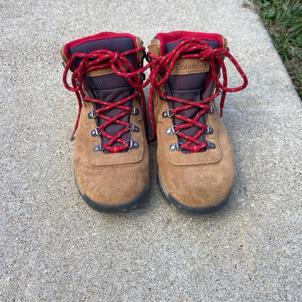 Columbia Red Women's Hiking Boots